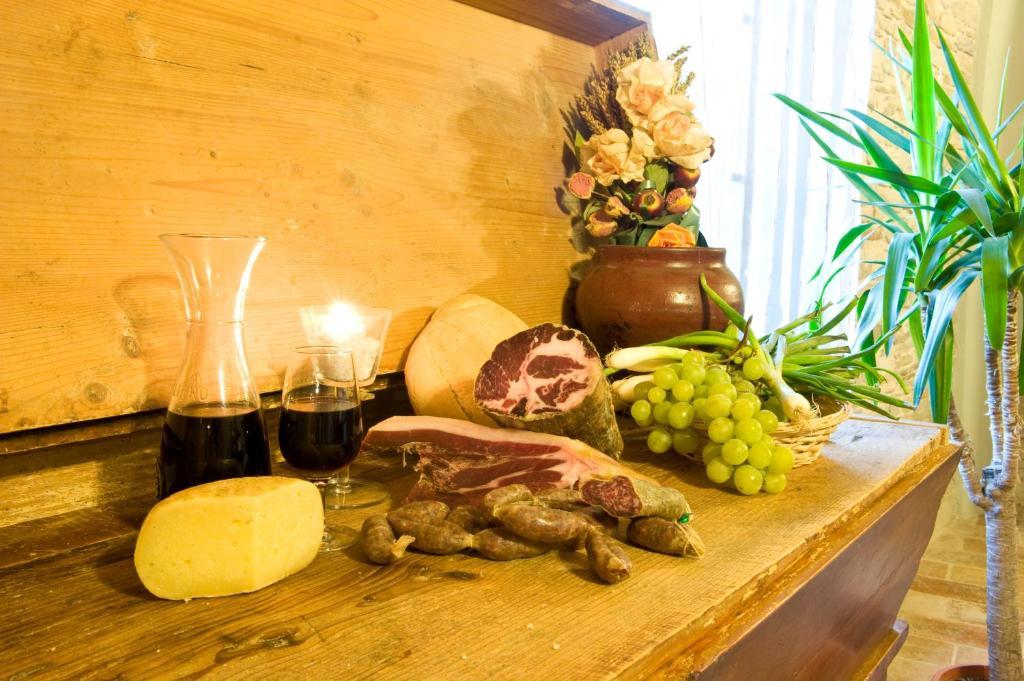 Pensjonat Agriturismo Ca' Montioni Mercatello sul Metauro Zewnętrze zdjęcie